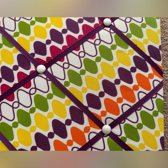 Fabric Memory Memo Board Hanging Wall Art Decor Buttons & Criss Cross Ribbons - Picture 4 of 16